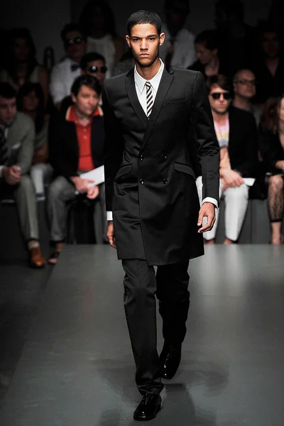 Look 35